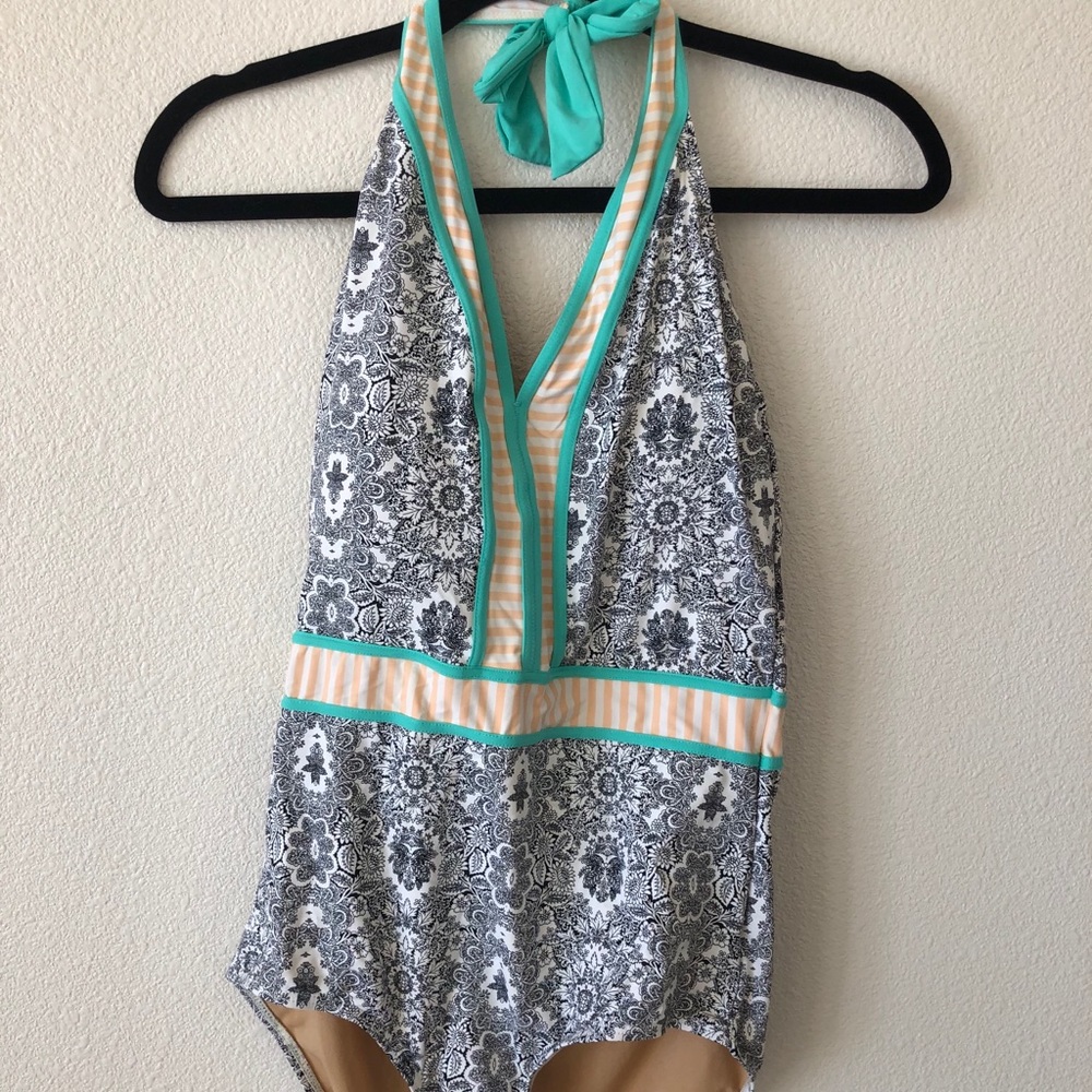 Women’s one piece swimsuit